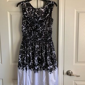 Women dress